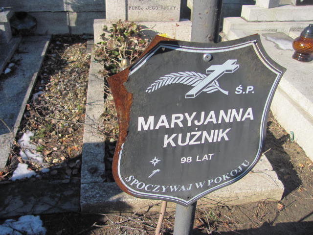 Marianna Kuźnik 1869 Wieluń Nawiedzenia NMP - Grobonet - Wyszukiwarka osób pochowanych
