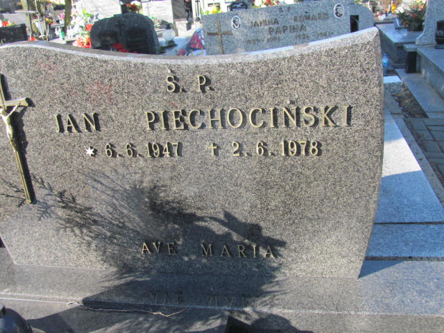 Jan Andrzej Piechociński 1947 Wieluń Nawiedzenia NMP - Grobonet - Wyszukiwarka osób pochowanych