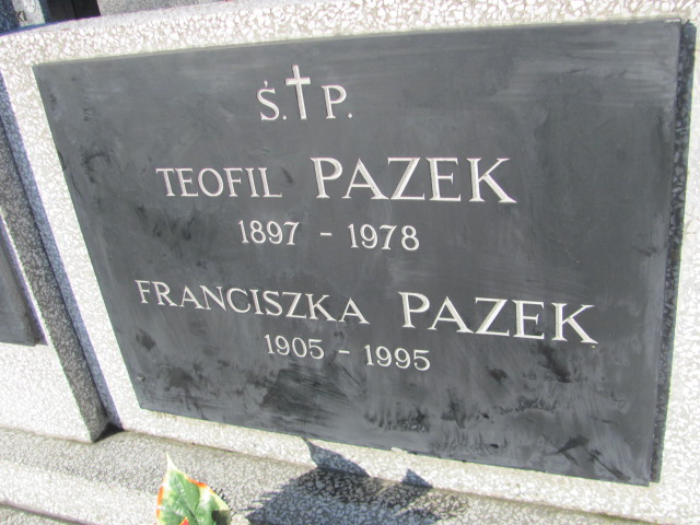 Aurelia Lesik 1932 Wieluń Nawiedzenia NMP - Grobonet - Wyszukiwarka osób pochowanych